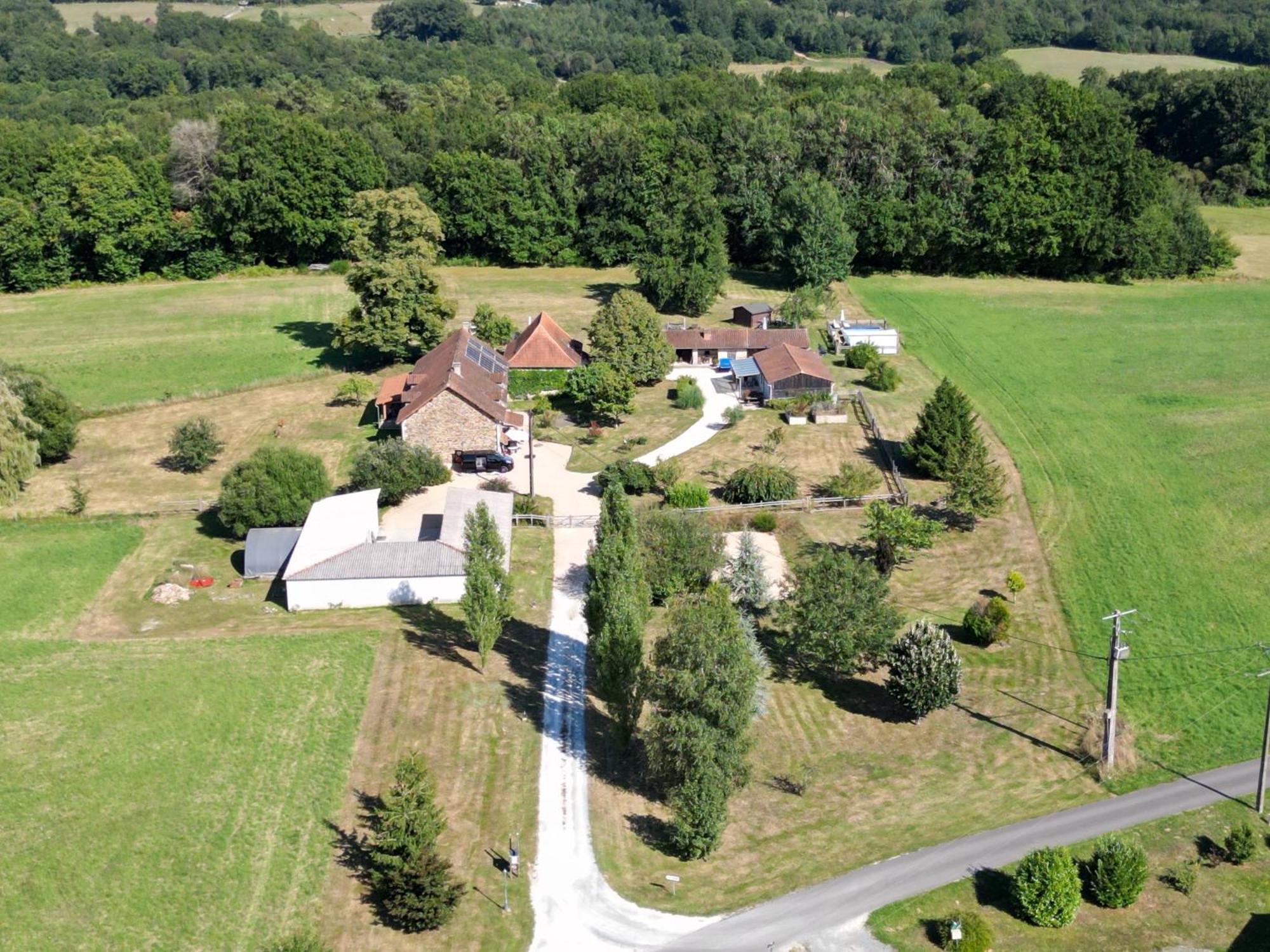 Bed and Breakfast La Rame à Chalais  Extérieur photo